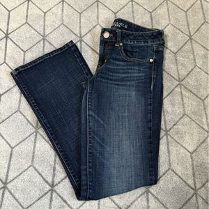 American Eagle denim jeans (Favorite Boyfriend)